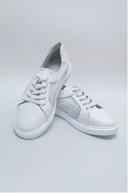 Стильні кросівки зі вставками із крупної сітки великих розмірів