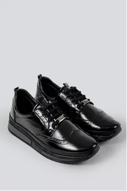 Кросівки чорні лакові великих розмірів