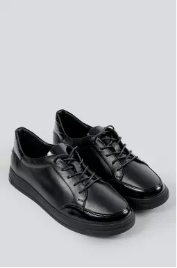 Чорні кросівки на дуже широкі ніжки