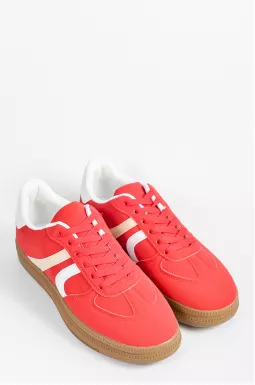 Кроссовки красного цвета больших размеров