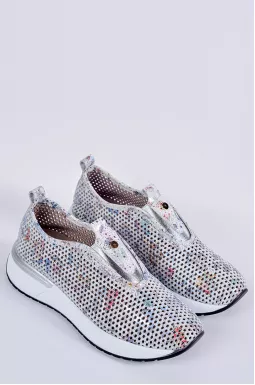 Кроссовки в сером оттенке с цветным принтом больших размеров