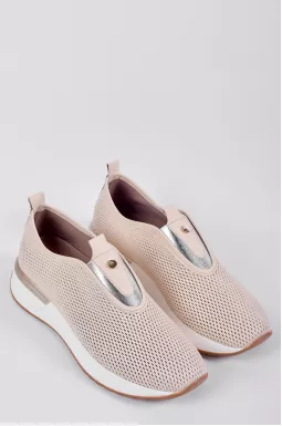 Кроссовки бежевого цвета с серебристым акцентом больших размеров