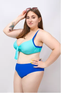 Яскравий роздільний купальник