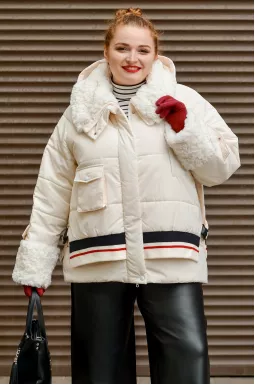 Куртка коротка кремова з хутром батал