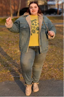 Джинсовая куртка с мехом больших размеров