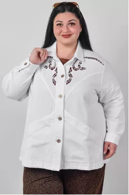 Лепень з фактурними деталями та накладними кишенями великих розмірів