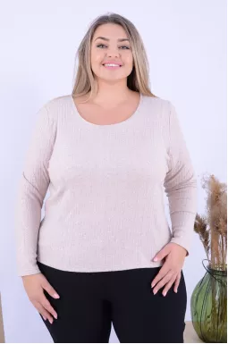 Базовий вкорочений однотонний лонгслів супер батал