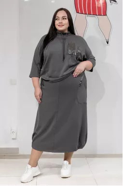 Лонгслів з коміром-стійкою на затяжках батал