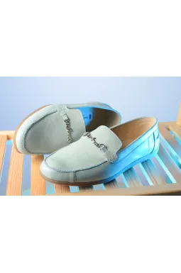 Мокасини великих розмірів