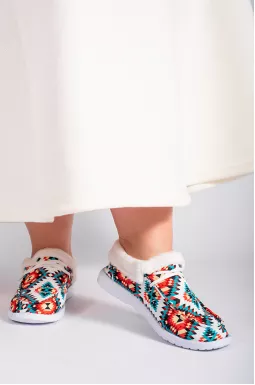 Мокасини з етнічним принтом і екохутром великих розмірів