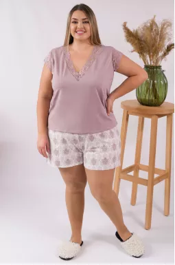 Комфортная пижама с шортами батал