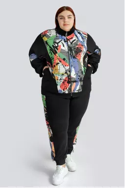 Яркий прогулочный костюм больших размеров