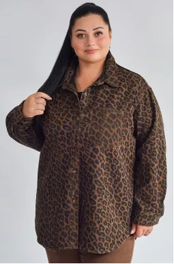 Стильная рубашка с мехом в леопардовый принт больших размеров