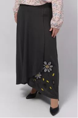 Льняна спідниця максі з вишивкою бісером батал