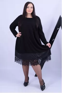 Платье миди с кружевом батал