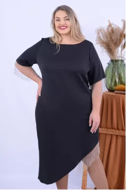 Элегантное платье миди с декором батал