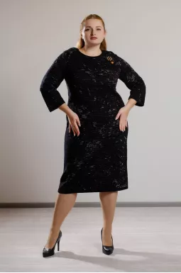 Чорна сукня футляр з напиленням великих розмірів
