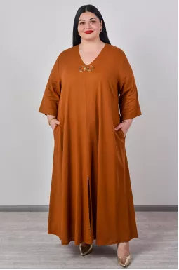 Сукня максі з розрізом і прикрасою великих розмірів