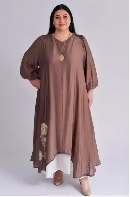 Платье макси с цветочной вышивкой больших размеров