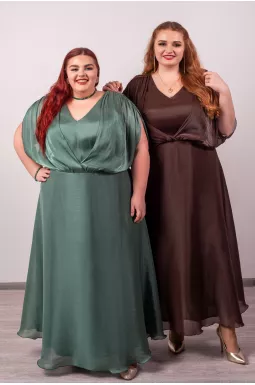 Праздничное шифоновое платье с фактурным верхом больших размеров