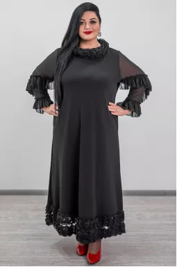 Чорна сукня максі з фактурними акцентами великих розмірів