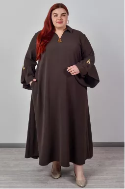 Сукня максі з декоративними золотистими акцентами великих розмірів