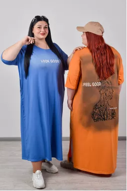 Сукня максі із художнім акцентом та написами великих розмірів