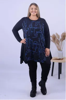 Туніка трапеція зі стразами та принтом супер батал