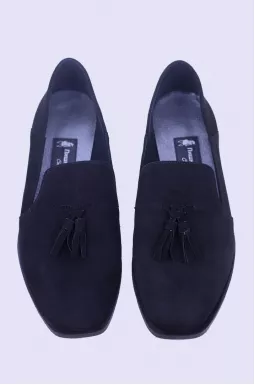 Замшеві туфлі з прикрасою великих розмірів