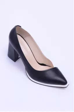 Туфлі двокольорові з оригінальним дизайном великих розмірів