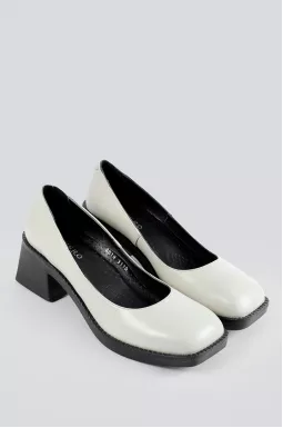 Туфлі лодочка на широких підборі великих розмірів