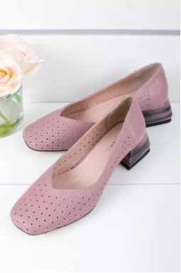 Туфлі-лодочки на стильних підборах великих розмірів