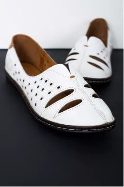 Легкі туфлі з візерунками великих розмірів