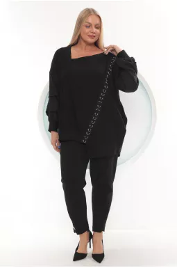 Туніка коротка пряма з асиметричним низом та декором батал