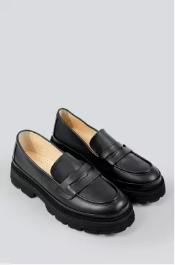 Лоферы классические черные больших размеров