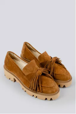 Лоферы замшевые в рыжем цвете больших размеров.