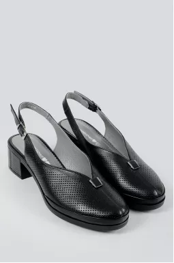 Елегантні слінгбеки з перфорацією великих розмірів