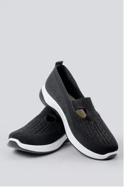 Туфлі з перфорацією у різних кольорах великих розмірів