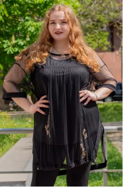 Туніка чорна із сітки з леопардовим декором великих розмірів