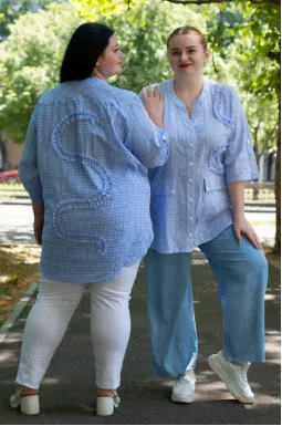 Туніка-сорочка з декоративними воланами великих розмірів