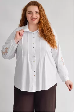 Белая туника с фактурным передом и ажурными вставками на рукавах больших размеров