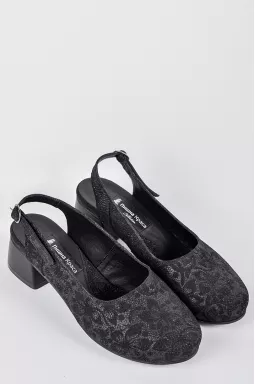 Туфли черного цвета с цветочным орнаментом больших размеров