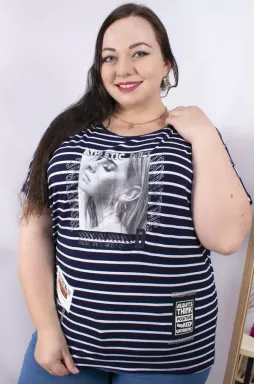 Футболка с декором супер батал