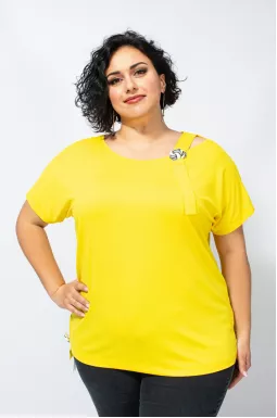 Футболка однотонная с украшениями батал