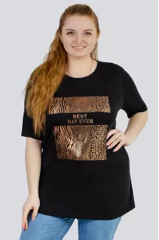 futbolka_s_animalisticheskim_printom_bolshih_razmerov_43168_Pishna_Krasa