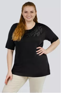 Изысканная футболка с декором больших размеров