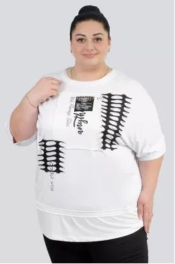 Футболка з декоративними елементами великих розмірів