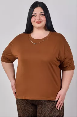 Футболка однотонна зі знімною прикрасою великих розмірів