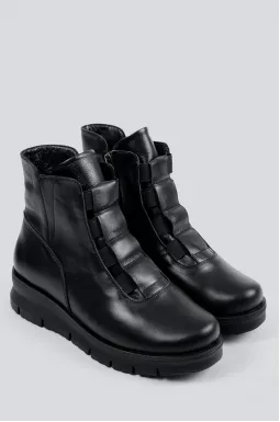 Черевики демі на танкетці великих розмірів