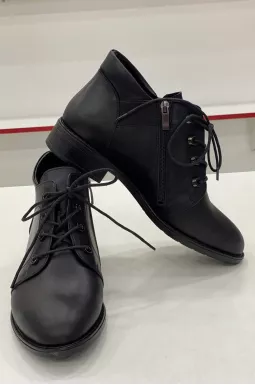 Ботинки деми со шнуровкой больших размеров